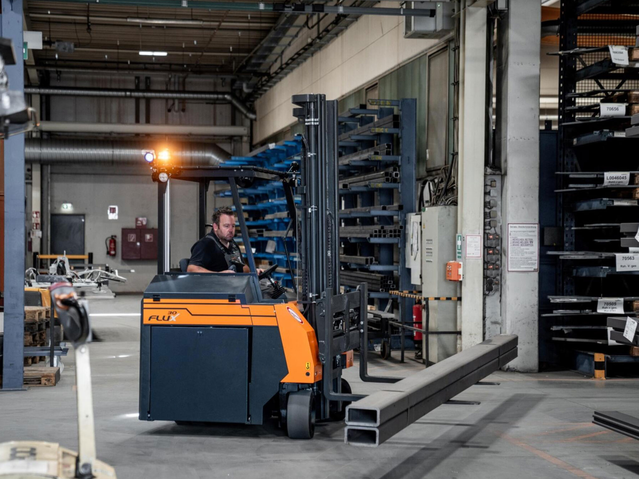 Electric Multi-directional Counterbalanced Forklift
