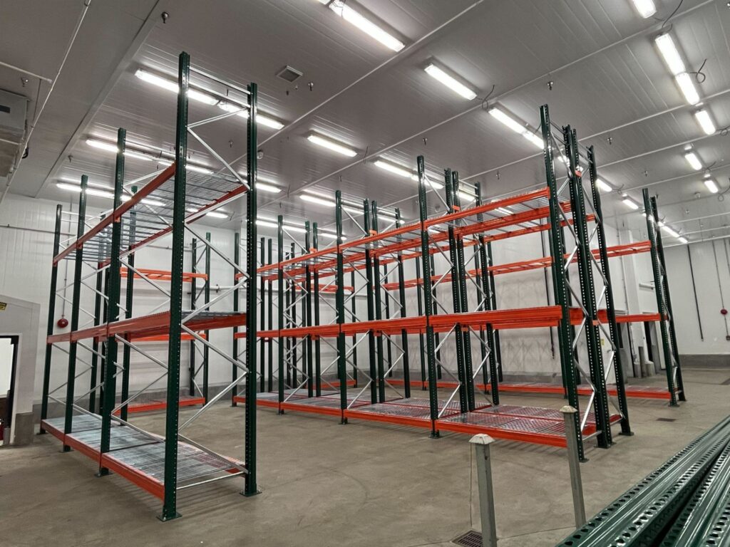 Selective Pallet Racks in Mississauga
