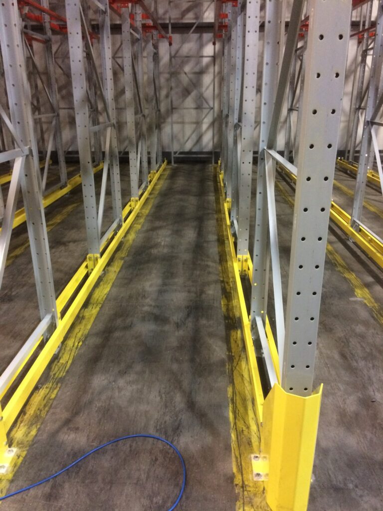 STRUCTURAL STEEL PALLET RACKING